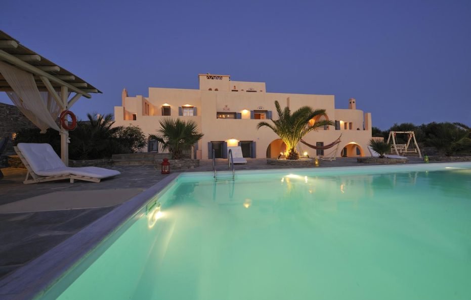 Parian Holiday Villas