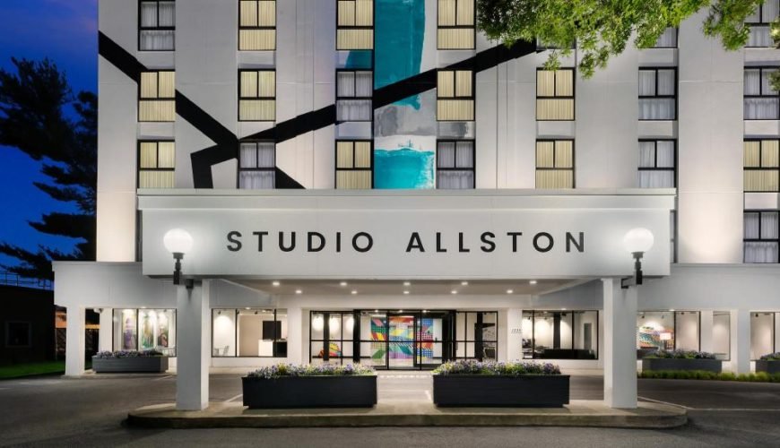 Studio Allston Hotel