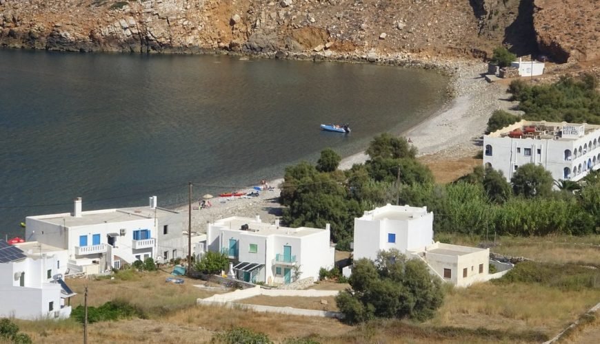 Naxos-beaches-naxosbeaches-bestbeachnaxos-cyclades-naxoscyclades-naxosisland-naxosislandbeaches-naxosaccomodation-naxosactivities-summernaxos-naxostown-travelcubenaxos