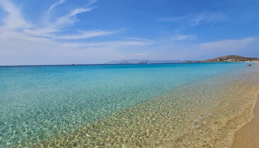 Naxos-beaches-naxosbeaches-bestbeachnaxos-cyclades-naxoscyclades-naxosisland-naxosislandbeaches-naxosaccomodation-naxosactivities-summernaxos-naxostown-travelcubenaxos-