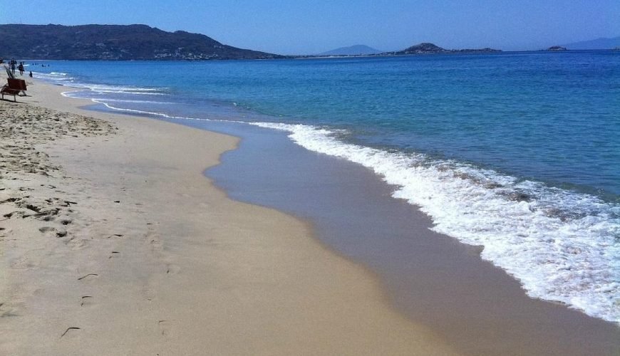 Naxos-beaches-naxosbeaches-bestbeachnaxos-cyclades-naxoscyclades-naxosisland-naxosislandbeaches-naxosaccomodation-naxosactivities-summernaxos-naxostown-travelcubenaxos