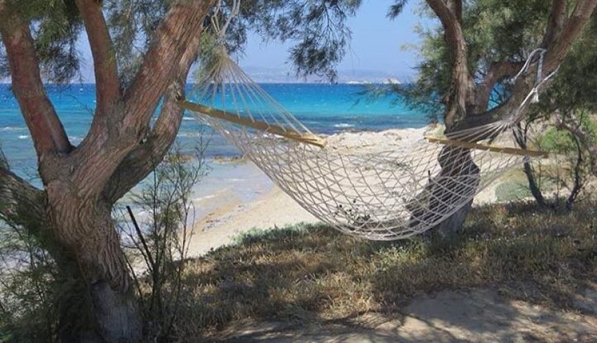 Naxos-beaches-naxosbeaches-bestbeachnaxos-cyclades-naxoscyclades-naxosisland-naxosislandbeaches-naxosaccomodation-naxosactivities-summernaxos-naxostown-travelcubenaxos