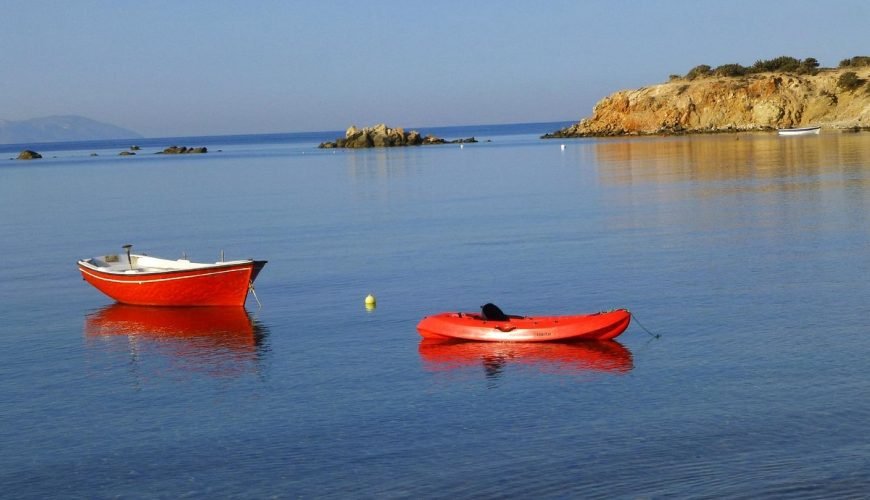 Naxos-beaches-naxosbeaches-bestbeachnaxos-cyclades-naxoscyclades-naxosisland-naxosislandbeaches-naxosaccomodation-naxosactivities-summernaxos-naxostown-travelcubenaxos