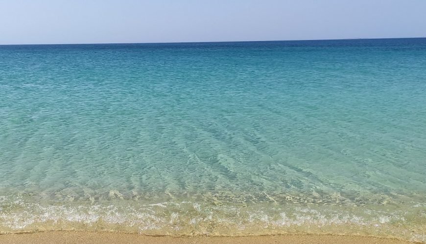 Naxos-beaches-naxosbeaches-bestbeachnaxos-cyclades-naxoscyclades-naxosisland-naxosislandbeaches-naxosaccomodation-naxosactivities-summernaxos-naxostown-travelcubenaxos-
