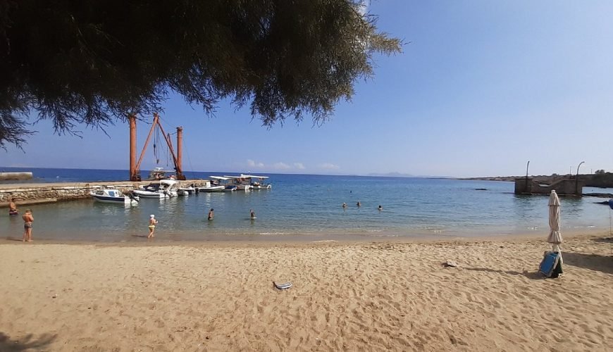 Naxos-beaches-naxosbeaches-bestbeachnaxos-cyclades-naxoscyclades-naxosisland-naxosislandbeaches-naxosaccomodation-naxosactivities-summernaxos-naxostown-travelcubenaxos