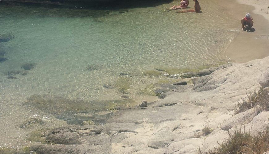 Naxos-beaches-naxosbeaches-bestbeachnaxos-cyclades-naxoscyclades-naxosisland-naxosislandbeaches-naxosaccomodation-naxosactivities-summernaxos-naxostown-travelcubenaxos