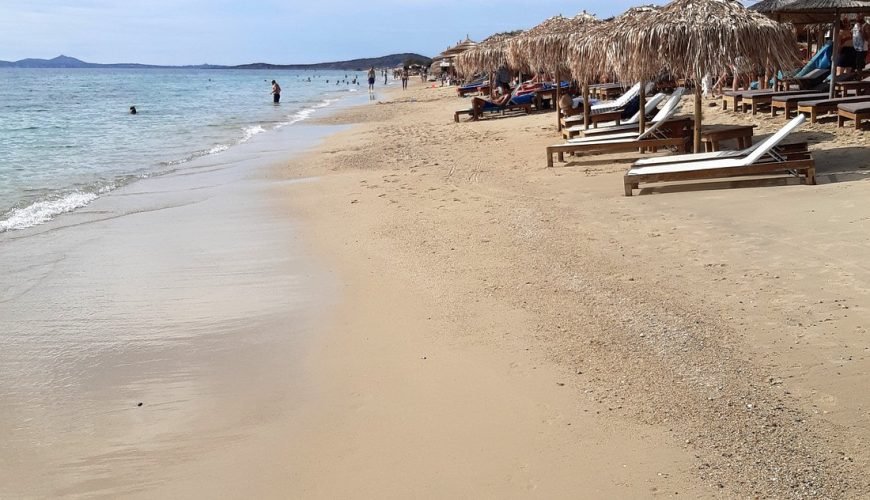 Naxos-beaches-naxosbeaches-bestbeachnaxos-cyclades-naxoscyclades-naxosisland-naxosislandbeaches-naxosaccomodation-naxosactivities-summernaxos-naxostown-travelcubenaxos