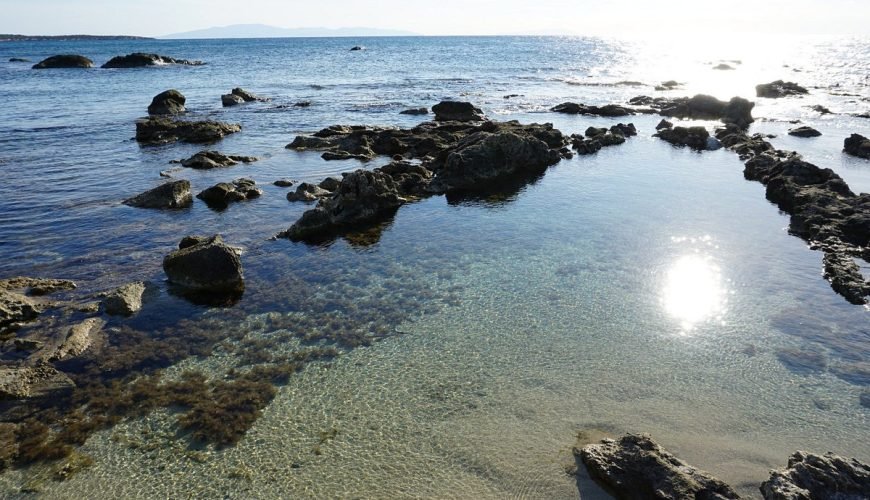 Naxos-beaches-naxosbeaches-bestbeachnaxos-cyclades-naxoscyclades-naxosisland-naxosislandbeaches-naxosaccomodation-naxosactivities-summernaxos-naxostown-travelcubenaxos