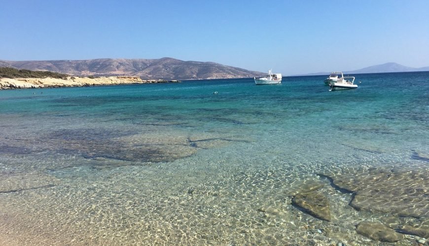 Naxos-beaches-naxosbeaches-bestbeachnaxos-cyclades-naxoscyclades-naxosisland-naxosislandbeaches-naxosaccomodation-naxosactivities-summernaxos-naxostown-travelcubenaxos