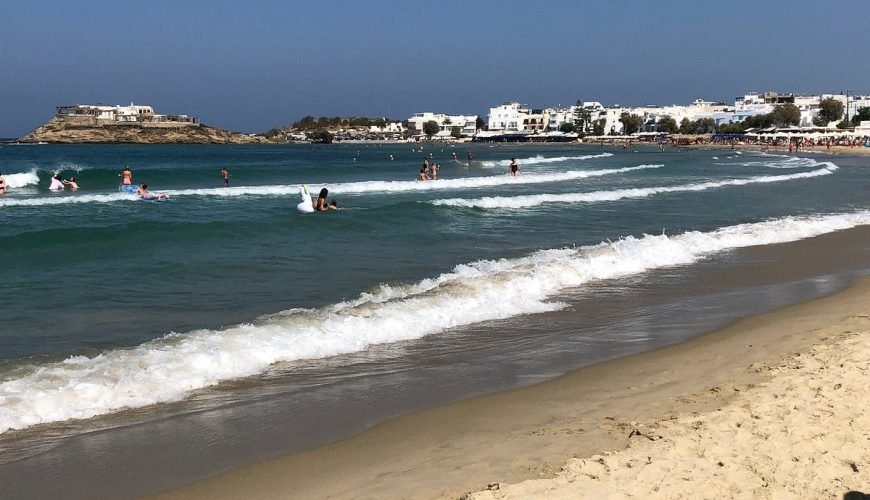 Naxos-beaches-naxosbeaches-bestbeachnaxos-cyclades-naxoscyclades-naxosisland-naxosislandbeaches-naxosaccomodation-naxosactivities-summernaxos-naxostown-travelcubenaxos