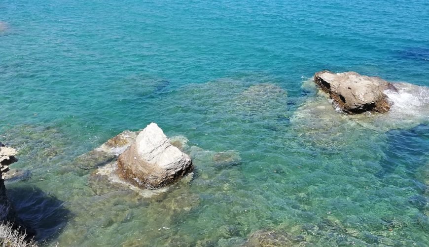 Naxos-beaches-naxosbeaches-bestbeachnaxos-cyclades-naxoscyclades-naxosisland-naxosislandbeaches-naxosaccomodation-naxosactivities-summernaxos-naxostown-travelcubenaxos