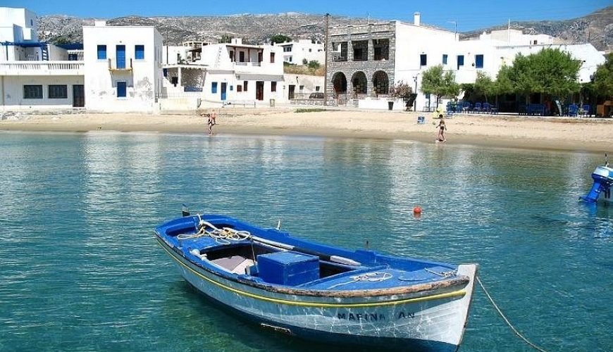 Naxos-beaches-naxosbeaches-bestbeachnaxos-cyclades-naxoscyclades-naxosisland-naxosislandbeaches-naxosaccomodation-naxosactivities-summernaxos-naxostown-travelcubenaxos